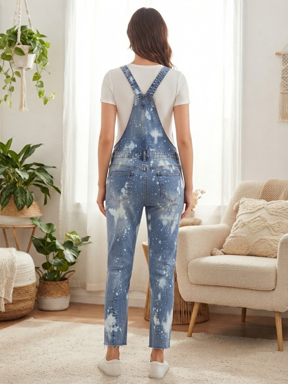 Upcycled ISABEL BY INGRID & ISABEL Overalls 8 Maternity Light Wash - Picture 7 of 11